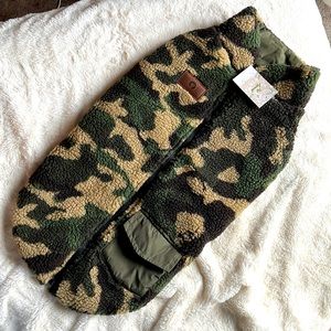 Adorable camo fleece dog jacket.